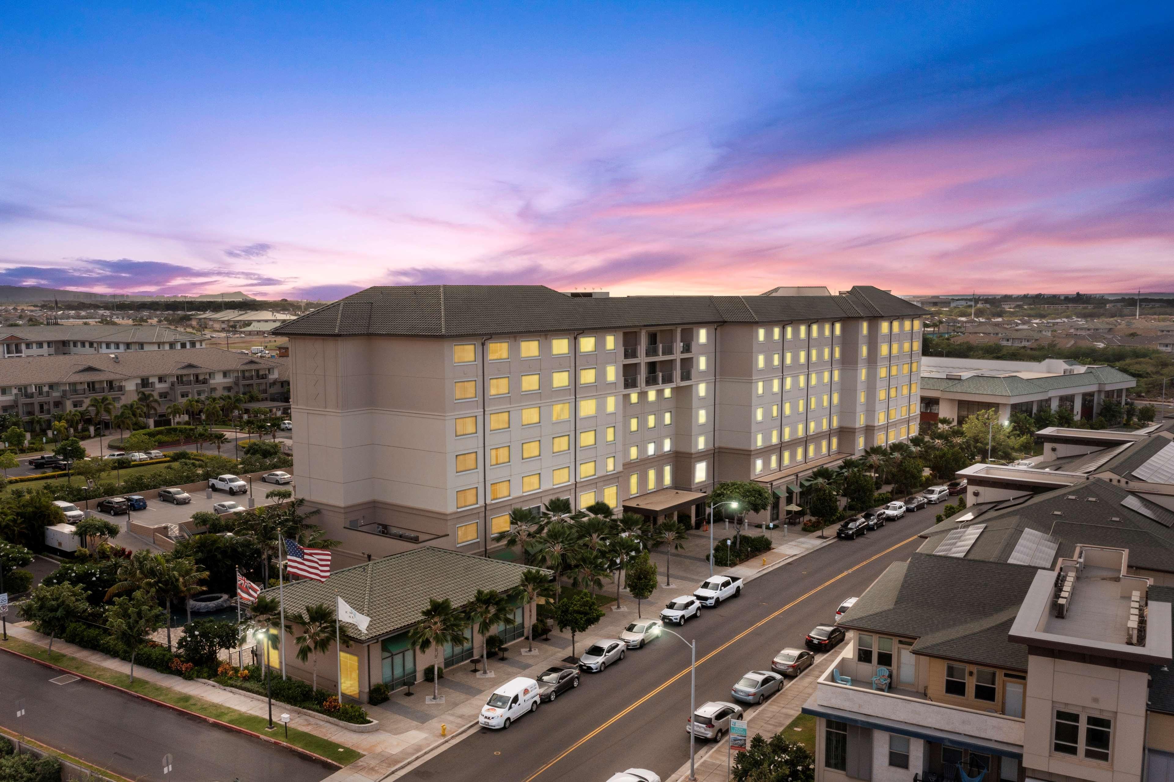 Embassy Suites By Hilton Oahu Kapolei - Free Breakfast Bagian luar foto